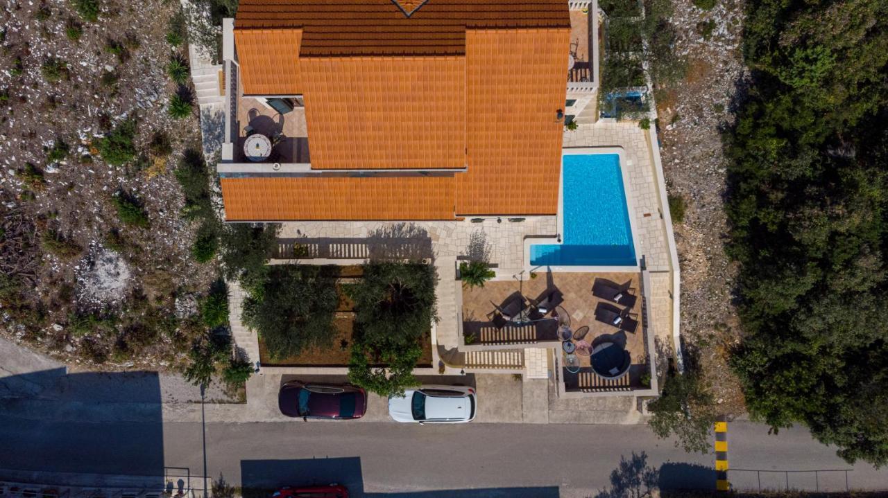 Villa Ana Zrnovo Exterior photo
