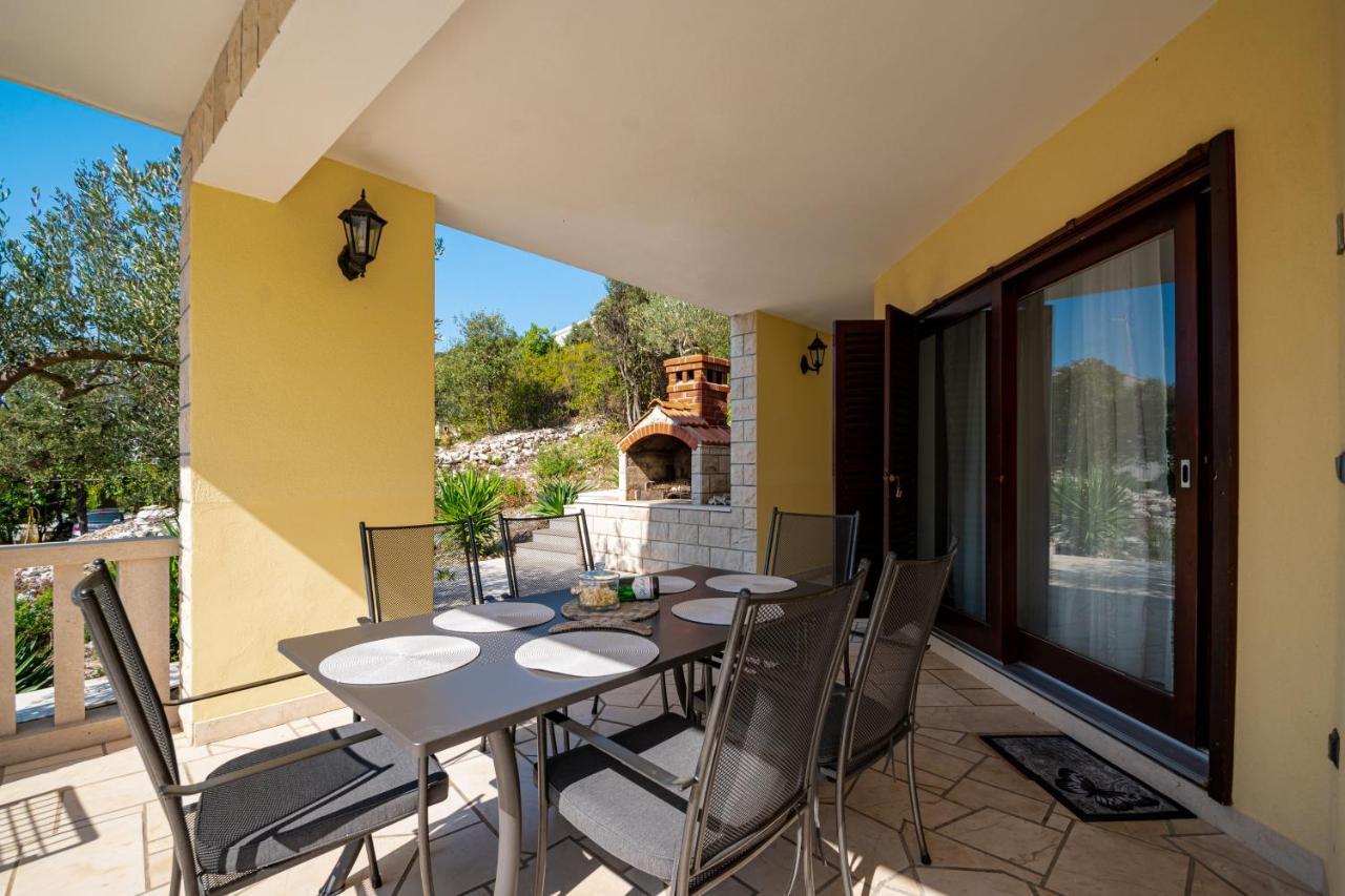 Villa Ana Zrnovo Exterior photo