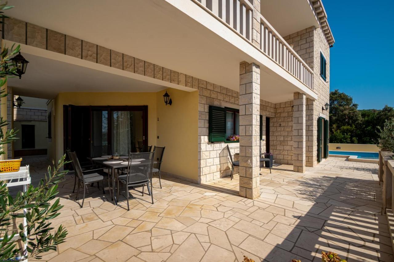 Villa Ana Zrnovo Exterior photo